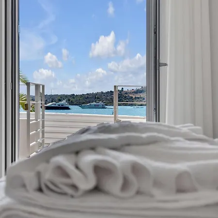 Kavouraki Apartment & Studio Porto Heli Exterior photo