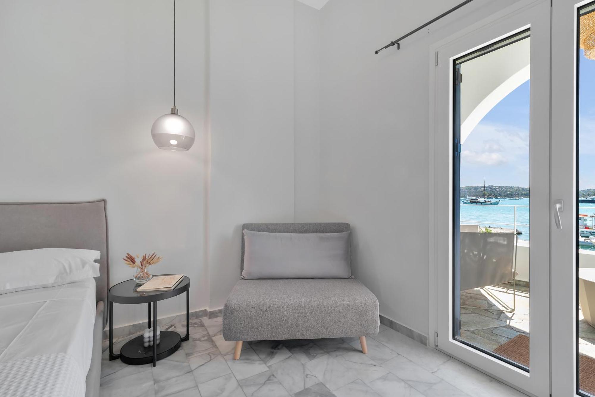Apartment Kavouraki & *
