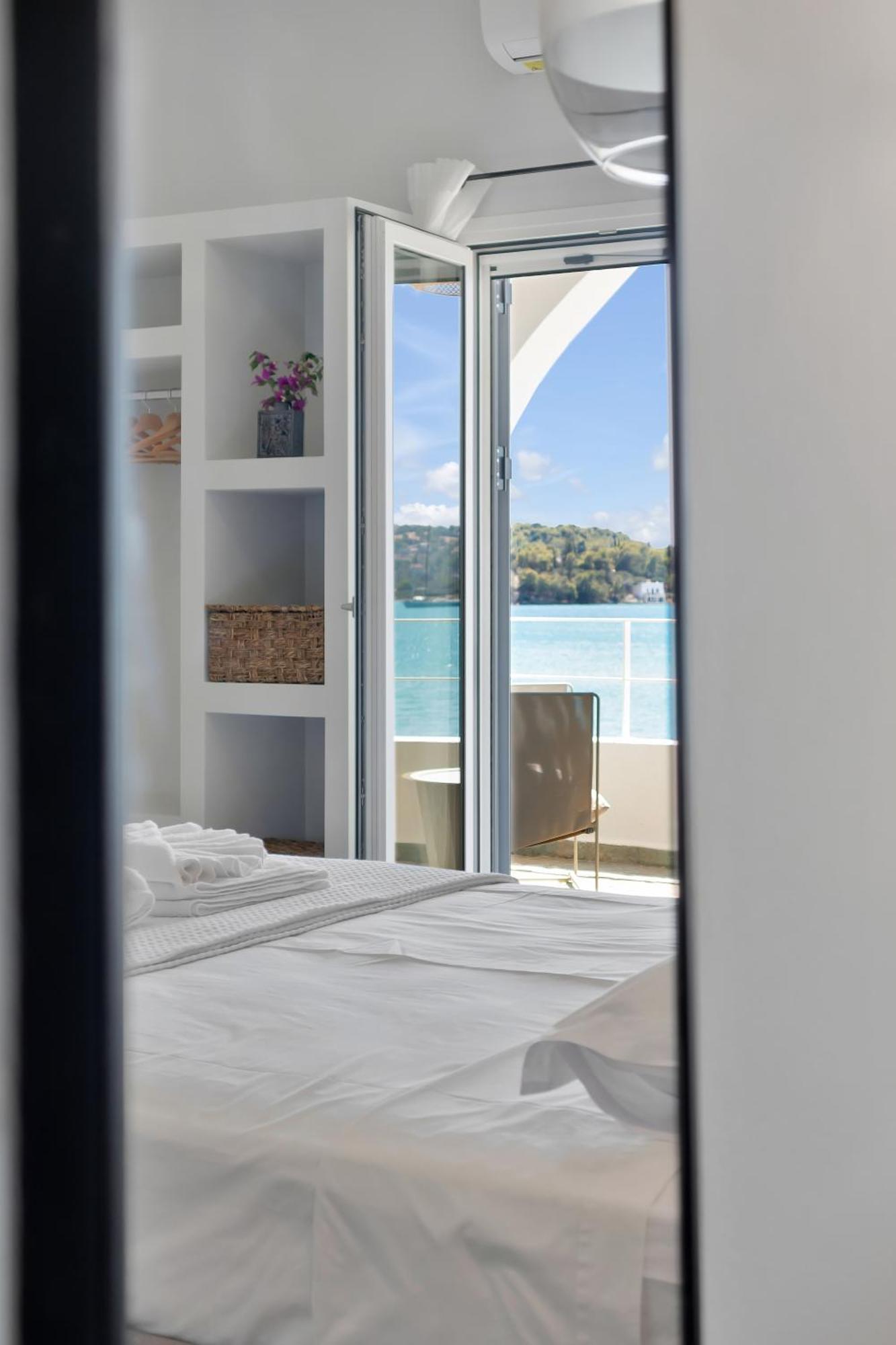 Kavouraki & Apartment Porto Heli