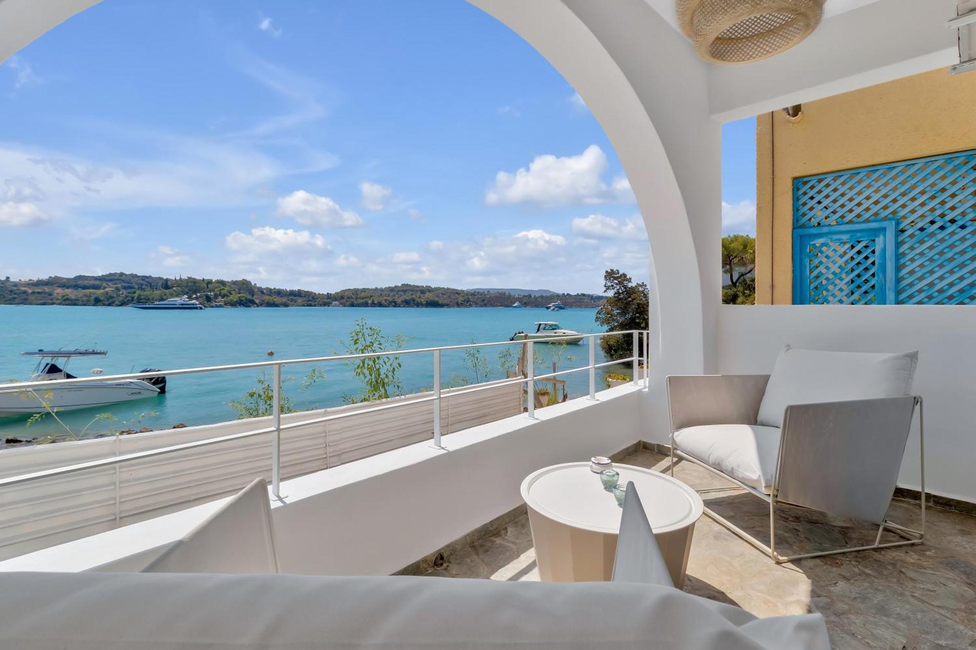 Kavouraki & Apartment *